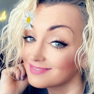 Meet your Posher, Carmen